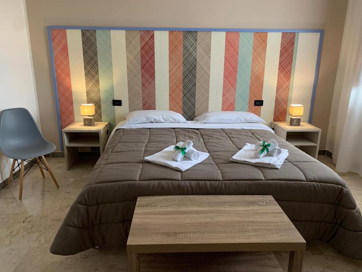 Villa Anna Guesthouse Бриндизи Екстериор снимка