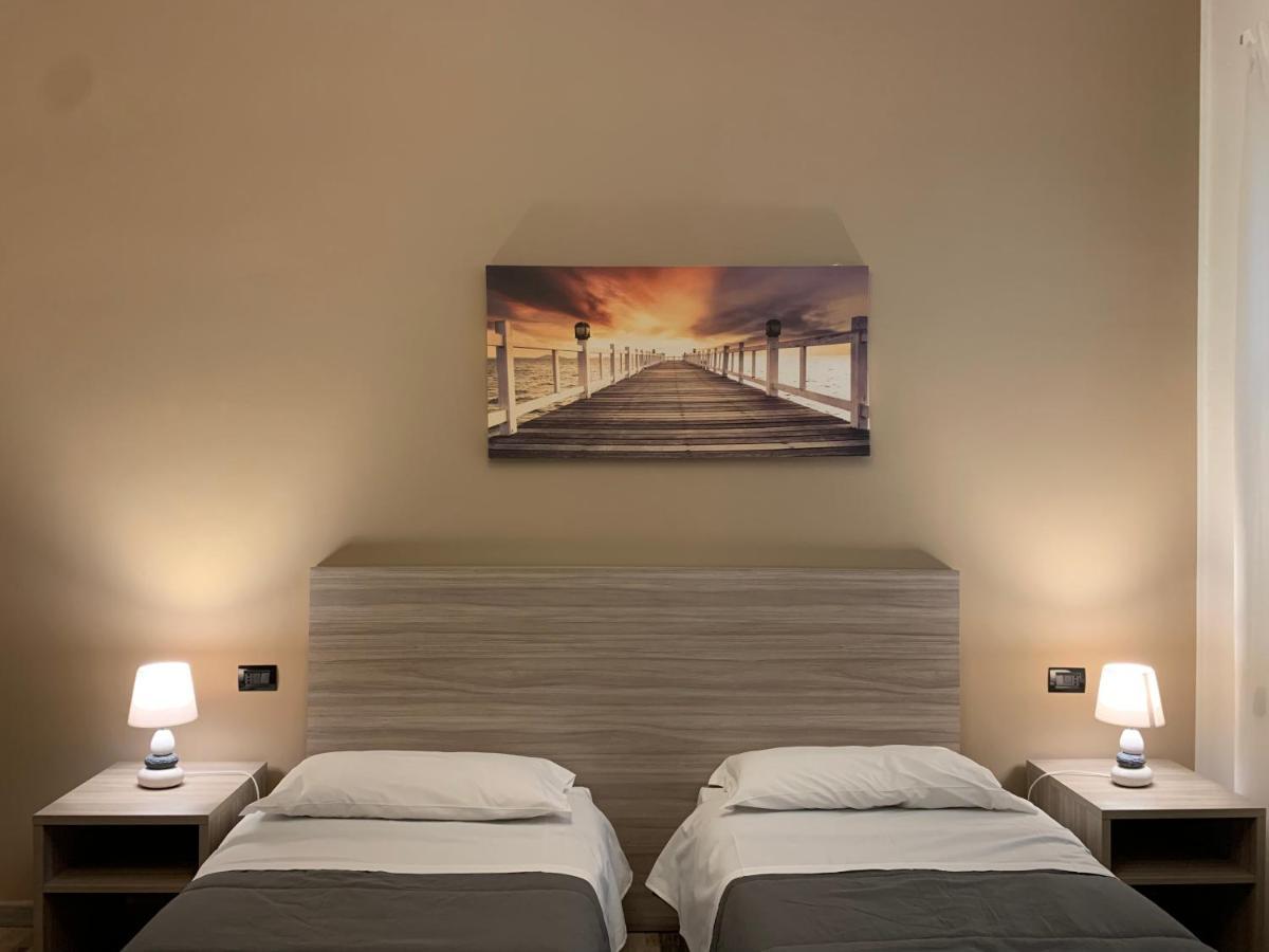 Villa Anna Guesthouse Бриндизи Екстериор снимка